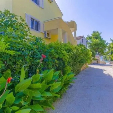 Apartments Petrovic Rogoznica  Exterior photo