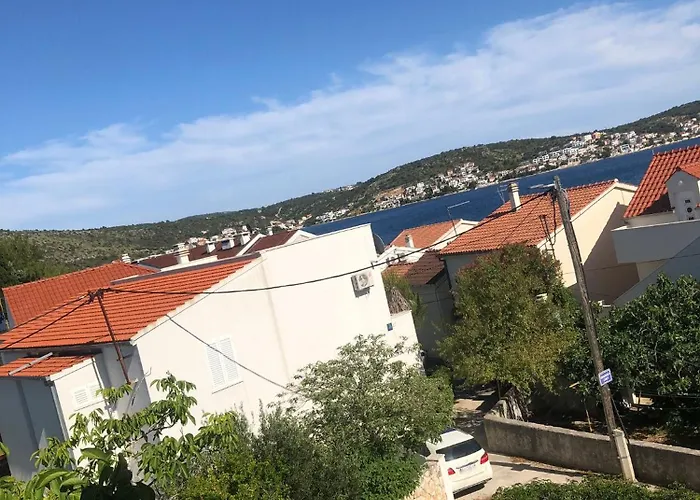 Apartments Petrovic